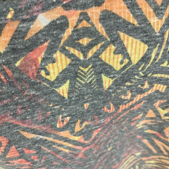 LuLaRoe Perfect T, Size L - Picture 2 of 5